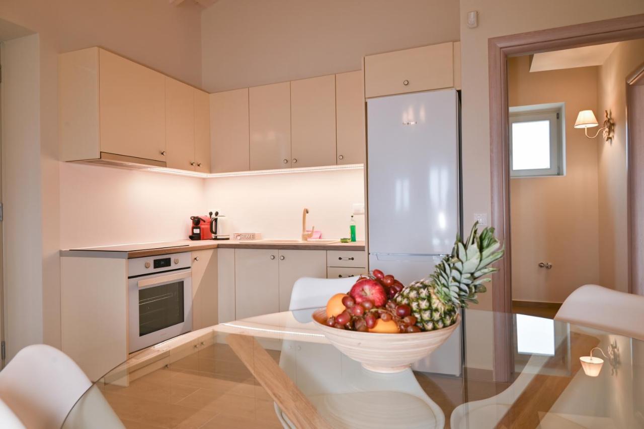Efmar Exclusive Residences 기티오 외부 사진